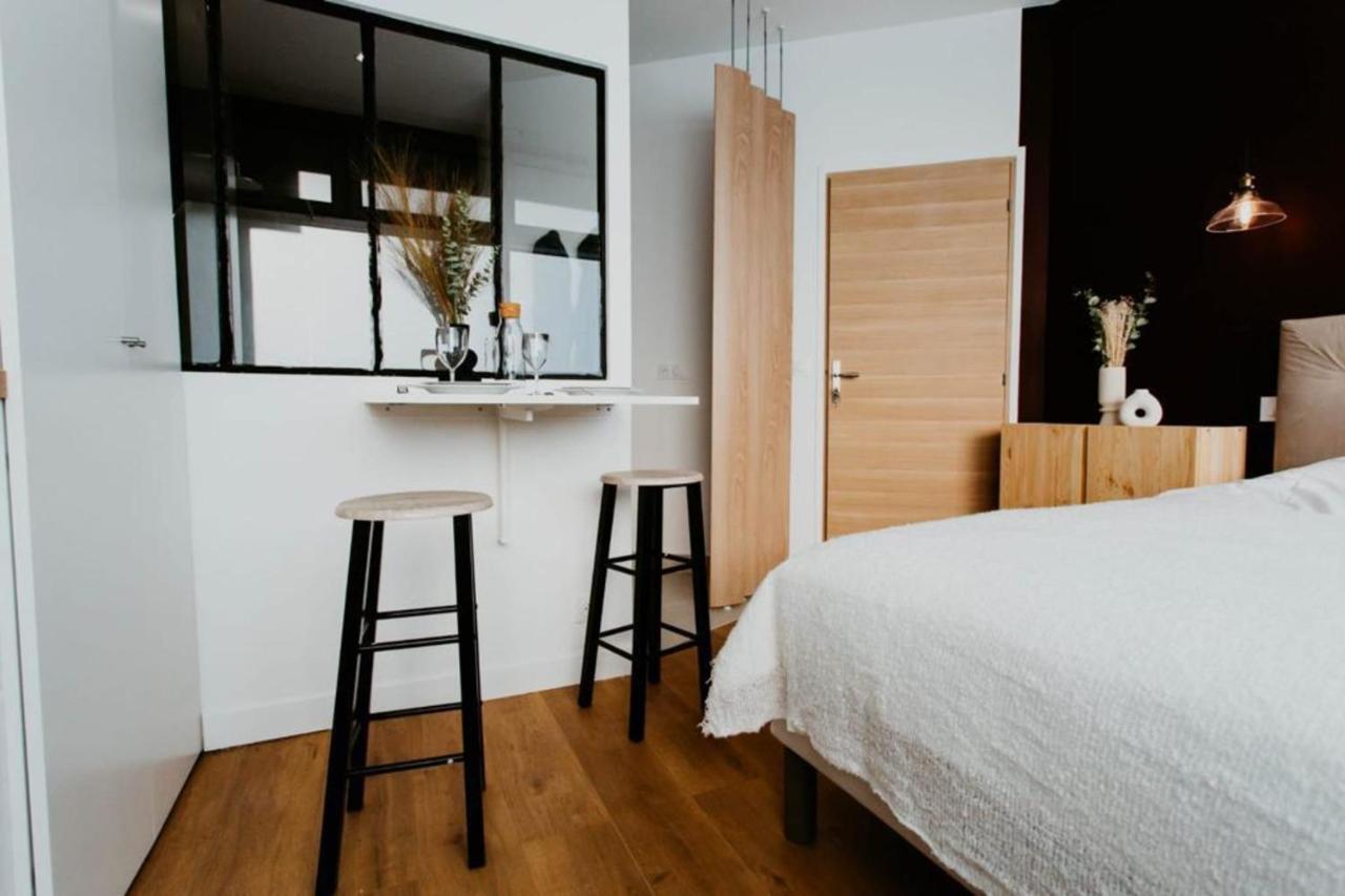 Sweet Love Room - Jacuzzi Privatif Montreuil  Exterior photo