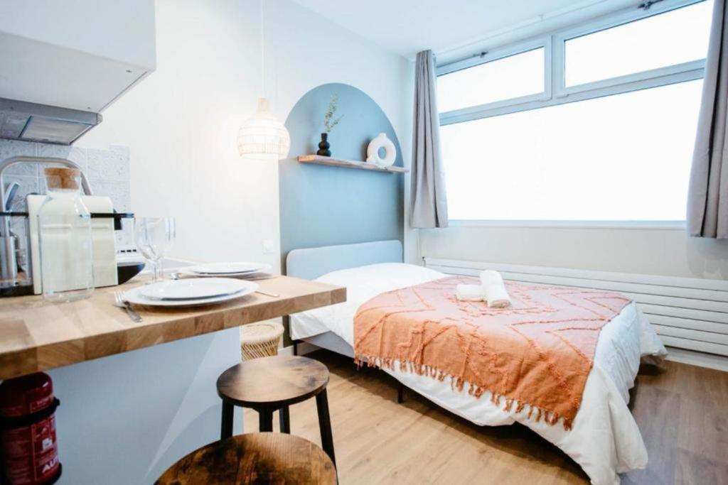 Sweet Love Room - Jacuzzi Privatif Montreuil  Exterior photo